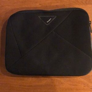Tarsus computer notebook case